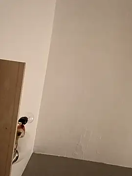 sarahkat86 online show from 14, 2, 2026