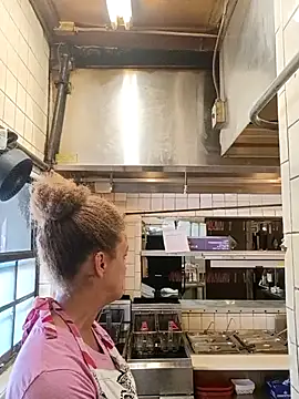 sarahkat86 online show from 4, 11, 2025