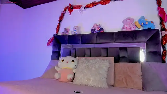 Jade rey  online show from 11, 1, 2026