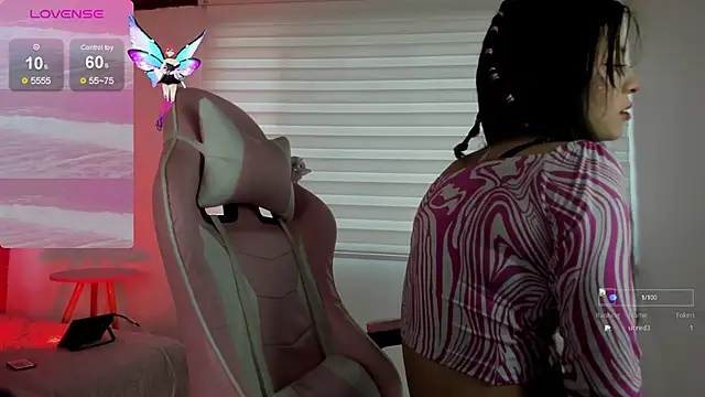 Jade rey  online show from 19, 9, 2025