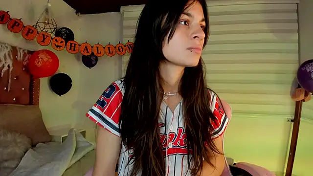 Jade rey  online show from 28, 10, 2025