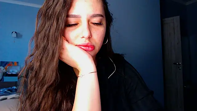 NikiWhite online show from 17, 10, 2025