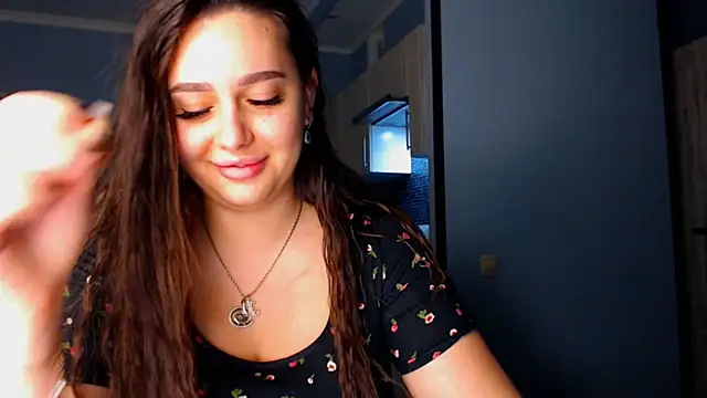 NikiWhite online show from 30, 9, 2025