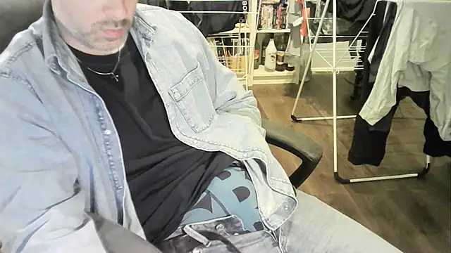 Chrisprngr online show from 27, 9, 2025