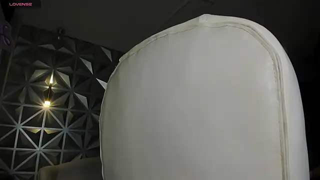 hellen tease online show from 21, 2, 2026