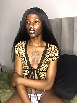 Trans fairy online show from 4, 10, 2025