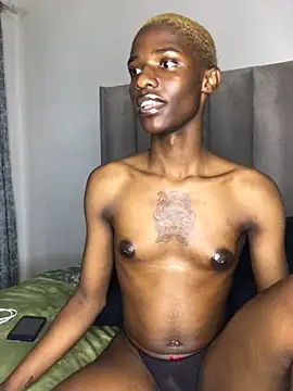 Trans fairy online show from 10, 9, 2025