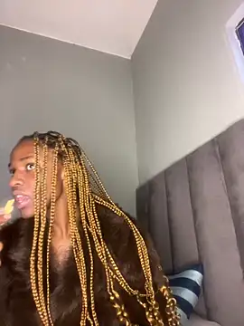 Trans fairy online show from 8, 5, 2026
