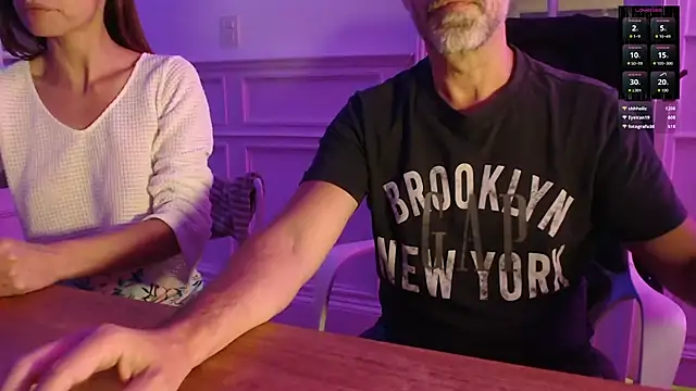 Snapshot of friendswithben33 chatting on 25, 2, 2026 friendswithben33 online show from 25, 2, 2026