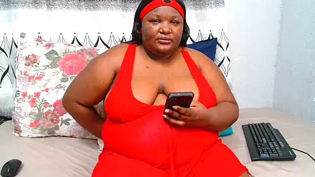 ChubbyBoobsxxx online show from 13, 3, 2026