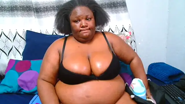 Snapshot of ChubbyBoobsxxx chatting on 18, 5, 2026 ChubbyBoobsxxx online show from 18, 5, 2026