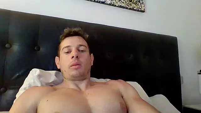 luca23millo90 online show from 12, 9, 2025