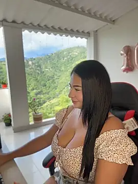 samanthahut1 online show from 14, 5, 2026