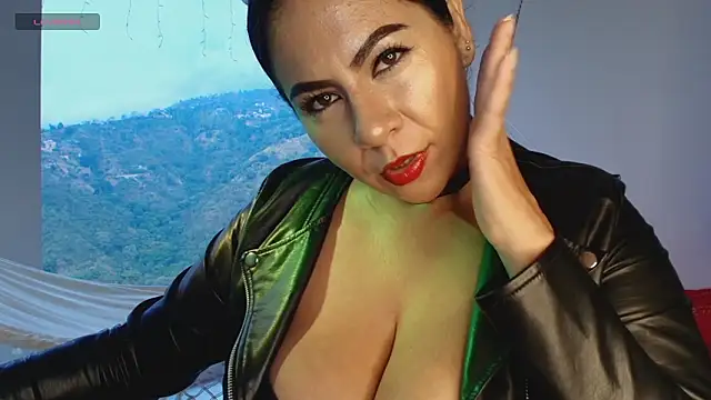 samanthahut1 online show from 5, 3, 2026