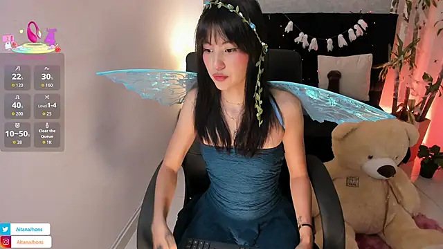 Aitana Jhons online show from 2, 10, 2025