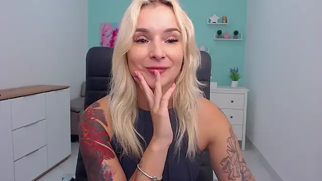 LilFleurish online show from 11, 9, 2025