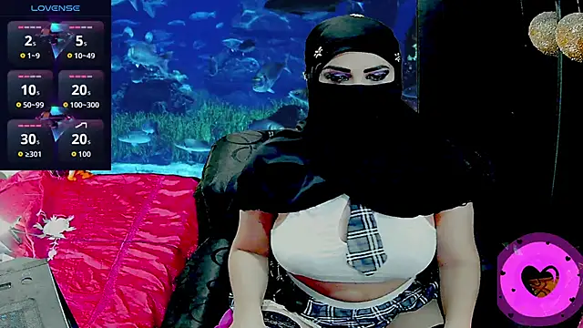 SultanaLayla online show from 4, 11, 2025