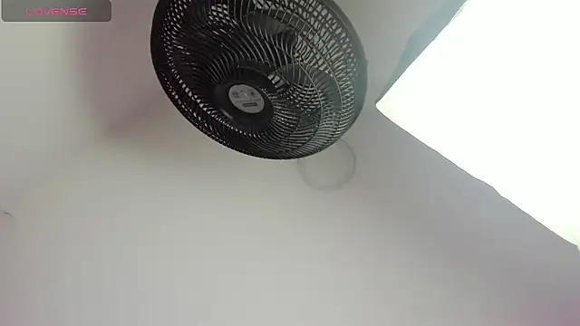 sweet  vanessa1 online show from 24, 10, 2025