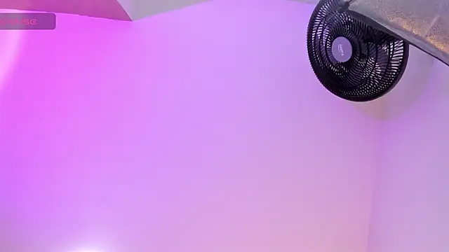 Snapshot of sweet__vanessa1 chatting on 6, 7, 2026 sweet vanessa1 online show from 6, 7, 2026