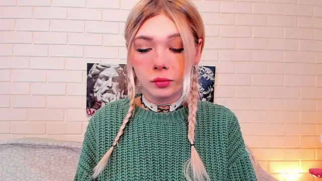 Blondy Fina online show from 3, 12, 2025