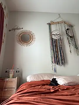 lilcubangoddess online show from 8, 9, 2025