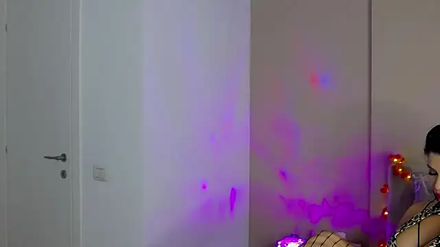 Emily Sheen online show from 17, 10, 2025