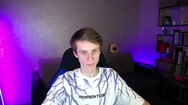 yes cute boy  online show from 1, 11, 2025