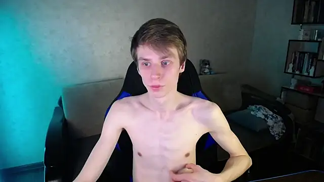 yes cute boy  online show from 7, 4, 2026