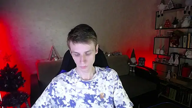 yes cute boy  online show from 7, 1, 2026