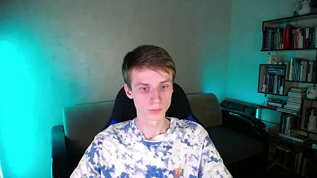 yes cute boy  online show from 17, 2, 2026