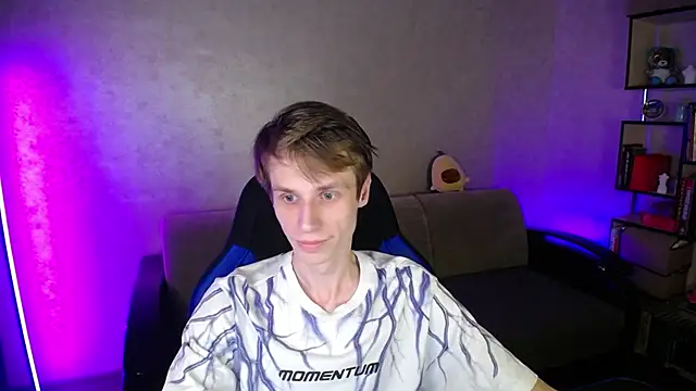 yes cute boy  online show from 29, 10, 2025