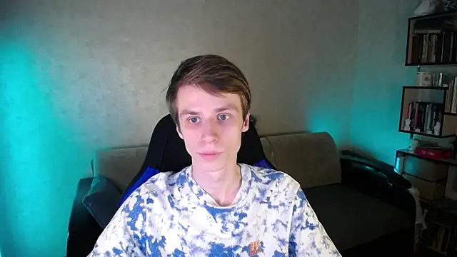 yes cute boy  online show from 10, 4, 2026