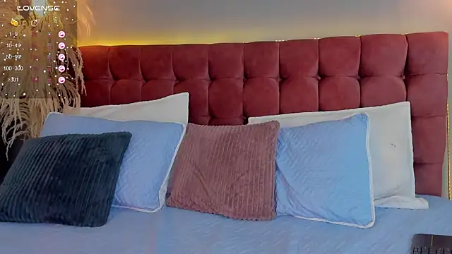 victoria decapri online show from 29, 11, 2025