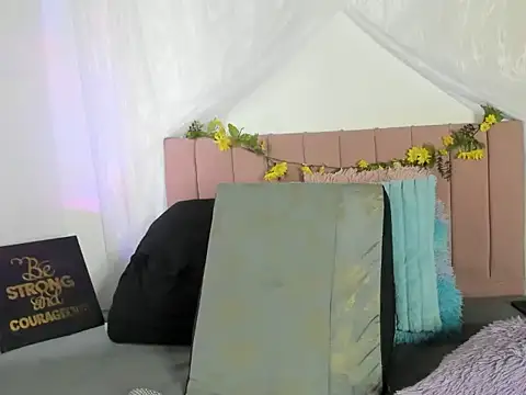 Tania xw online show from 20, 12, 2025