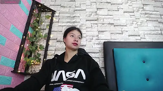 maily can online show from 20, 11, 2025