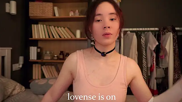 Snapshot of AlbertaClack chatting on 11, 11, 2025 AlbertaClack online show from 11, 11, 2025