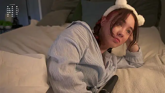 Snapshot of AlbertaClack chatting on 24, 9, 2025 AlbertaClack online show from 24, 9, 2025