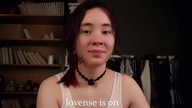 Snapshot of AlbertaClack chatting on 8, 11, 2025 AlbertaClack online show from 8, 11, 2025