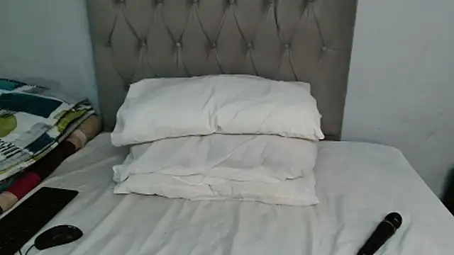 MelowD69 online show from 10, 11, 2025