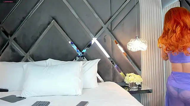 CoraimaSahin online show from 21, 3, 2026