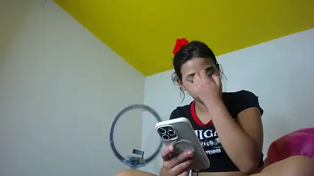 Snapshot of habdiela chatting on 1, 11, 2025 habdiela online show from 1, 11, 2025