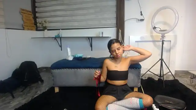 Snapshot of habdiela chatting on 9, 11, 2025 habdiela online show from 9, 11, 2025