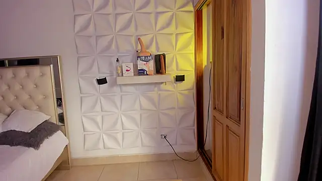 Wyatt Rose online show from 20, 12, 2025