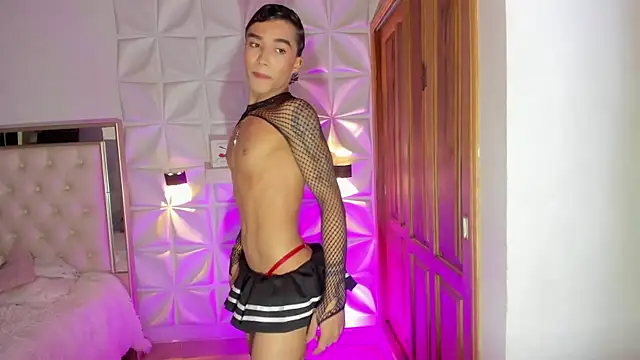 Wyatt Rose online show from 30, 11, 2025