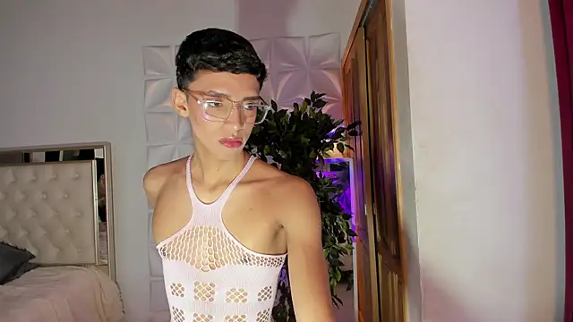 Wyatt Rose online show from 12, 11, 2025