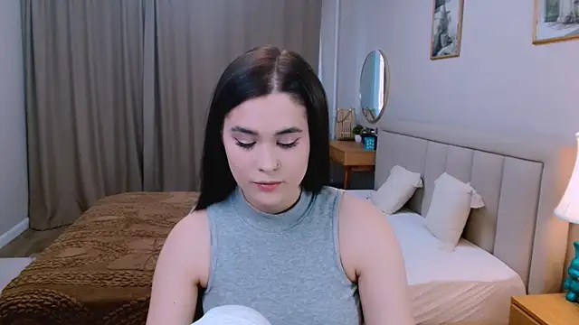 lil angel  online show from 23, 3, 2026