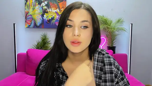 lil angel  online show from 18, 9, 2025