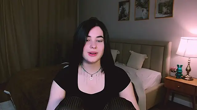 lil angel  online show from 9, 3, 2026