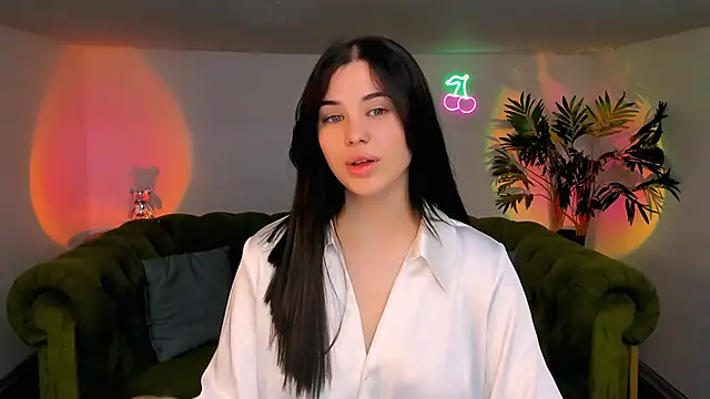 lil angel  online show from 9, 9, 2025