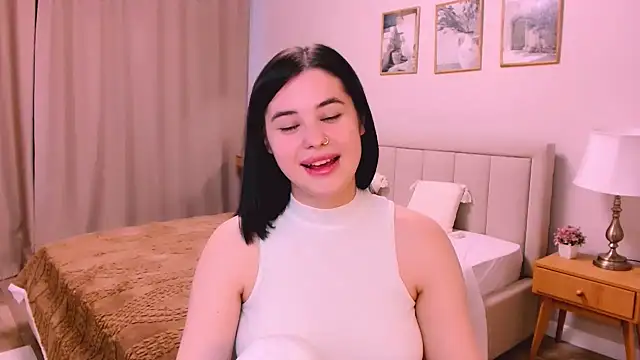 lil angel  online show from 22, 2, 2026